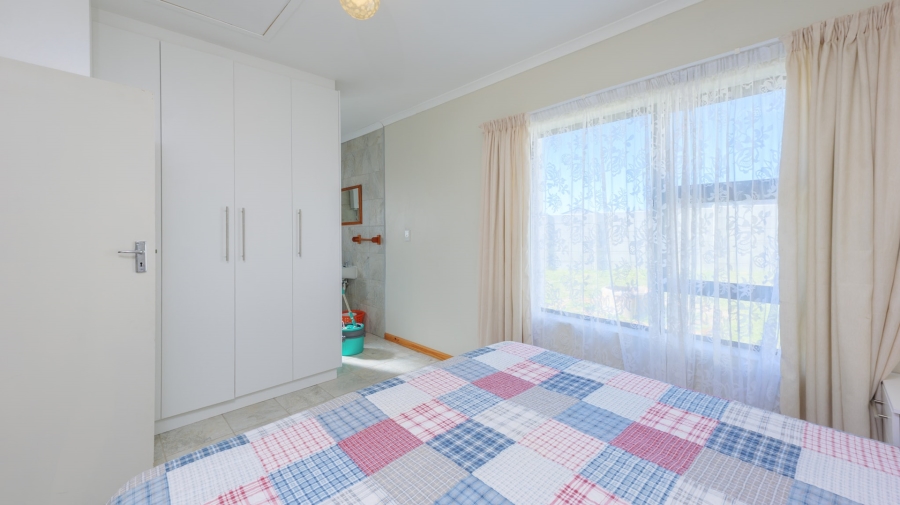 To Let 1 Bedroom Property for Rent in Agulhas Western Cape